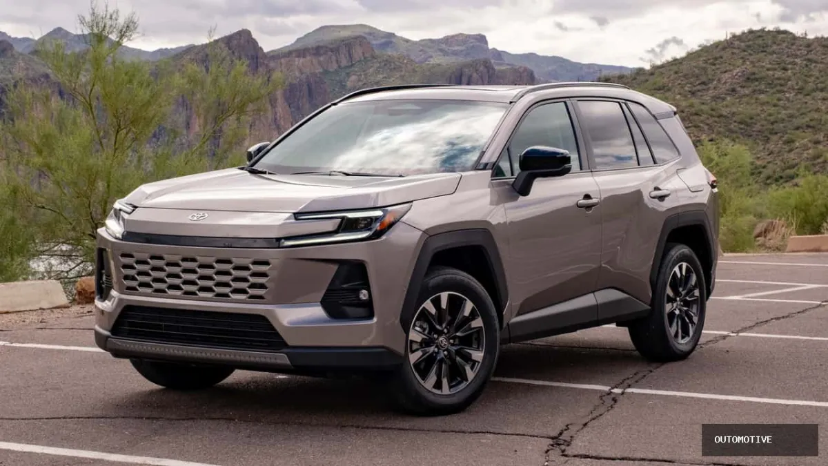 Hybrid SUVs Dominate EV Interest in KBB's 2026 Shopper Data, Signaling Market Shift